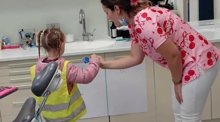 Posjet DV Čarobno ogledalce