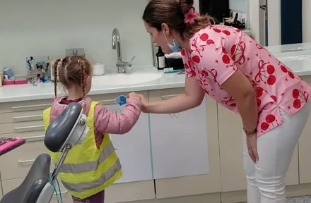 Posjet DV Čarobno ogledalce